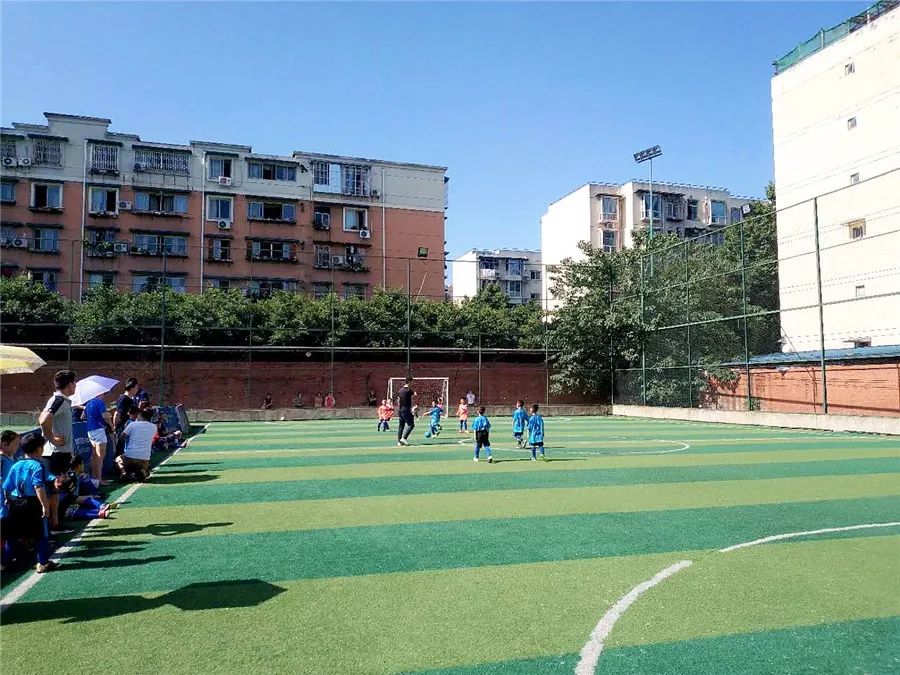 联赛足球小孩冠军名单_联赛足球小孩冠军是谁_小孩足球联赛的冠军