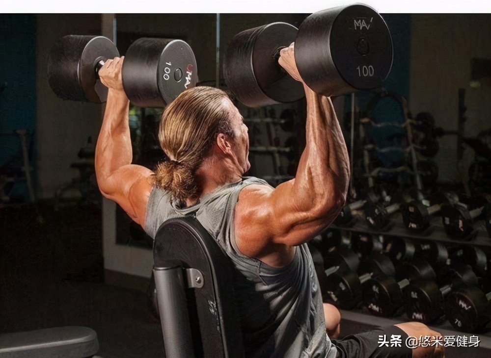 健身三角肌_三角肌健身视频_三角肌健身图片