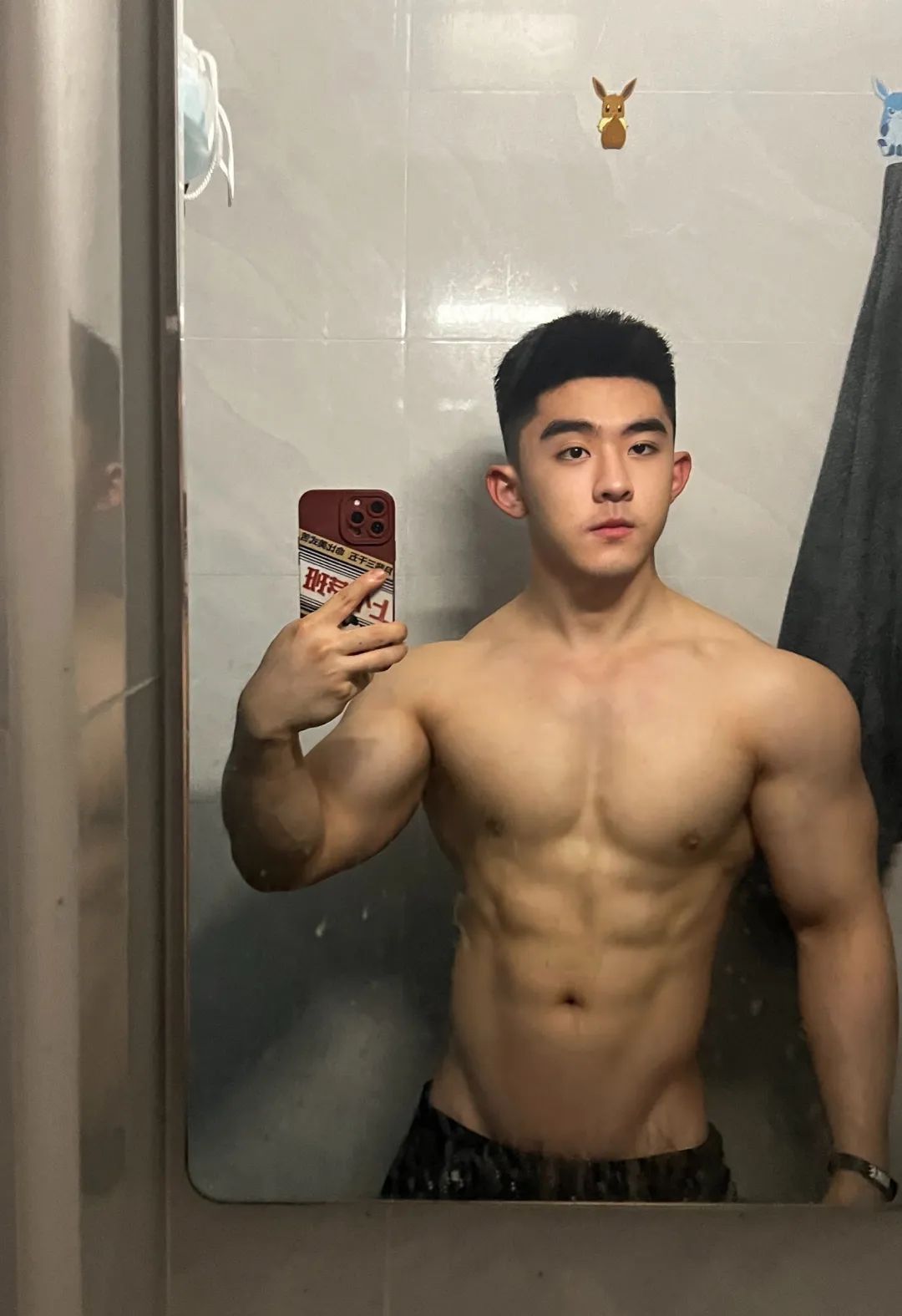 三角肌健身动作_三角肌健身视频_健身三角肌
