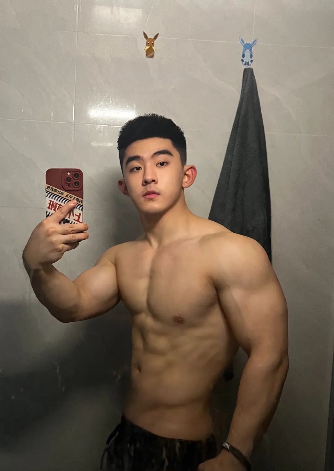 健身三角肌_三角肌健身动作_三角肌健身视频