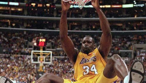 NBA历史上最具影响力的关键进球排行榜（回顾关键时刻中的伟大球员和传奇瞬间，洞察比赛背后的真正英雄）