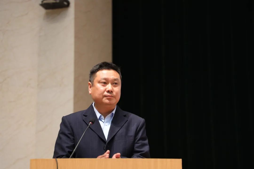西藏主播杯足球冠军是谁_西藏主播足球杯冠军是哪个_西藏足球联赛