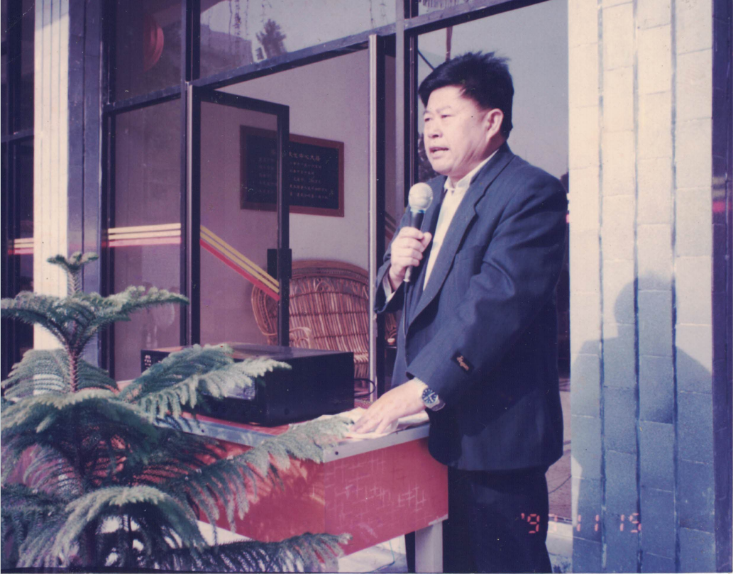 水头镇举重冠军李发彬奖励_举重冠军李发兵_举重冠军李发彬简历